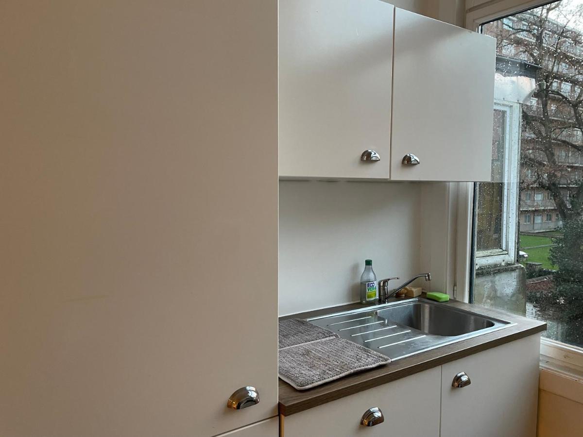 Charming Room In Eu District Brussels Luaran gambar